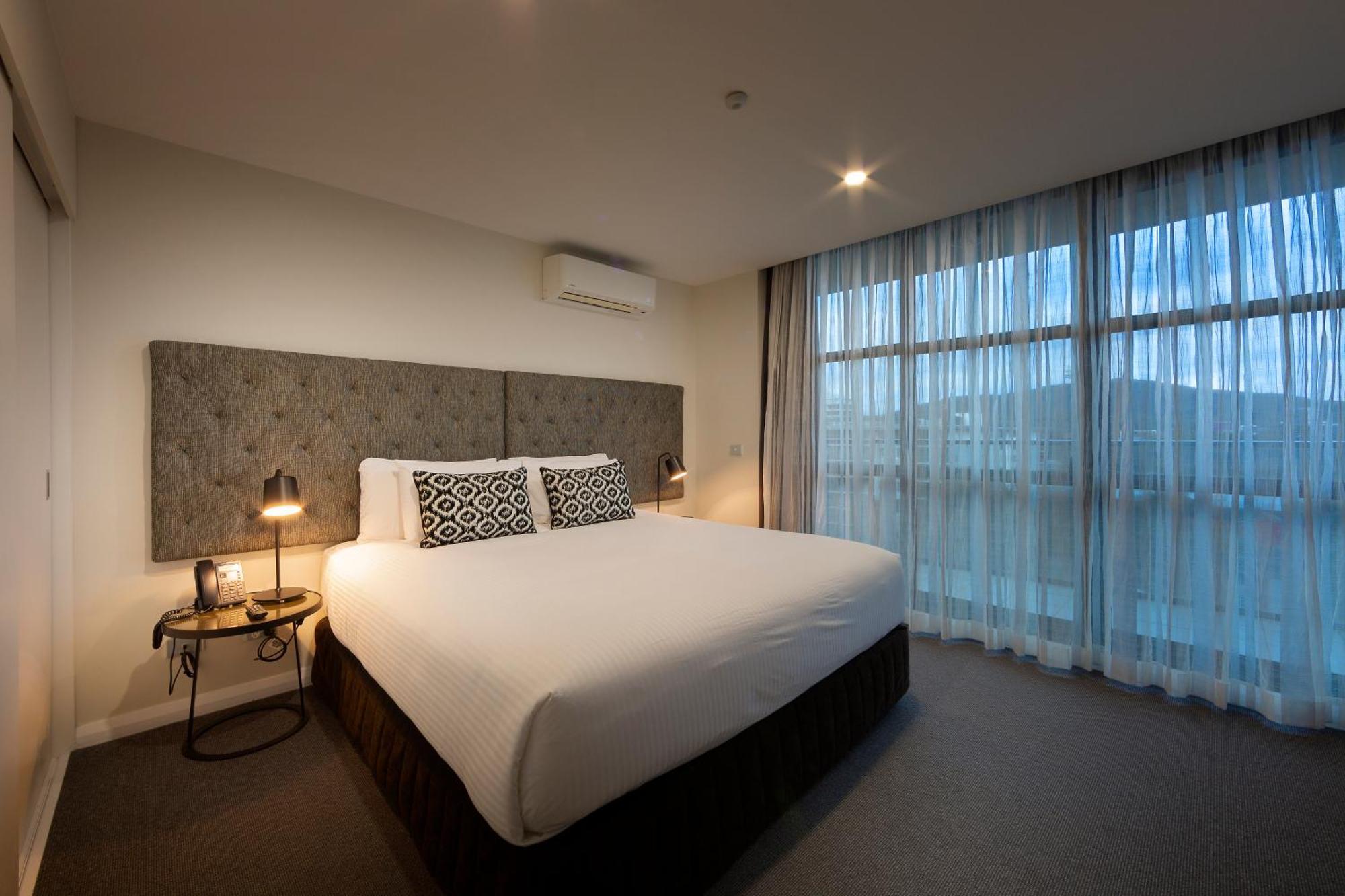 Avenue Hotel Canberra Exteriör bild